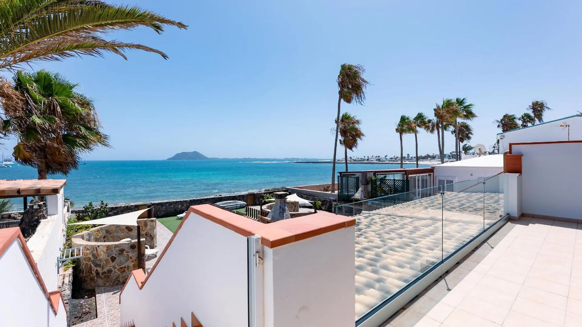 Villa Marina I Beachfront Corralejo By Holidays Home